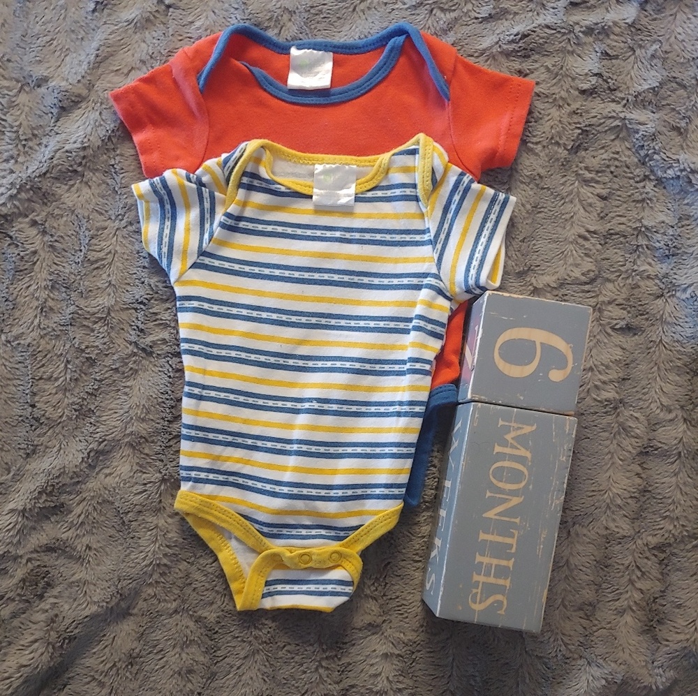 Baby Gear Onesie 2 Pack lot 3-6 months
